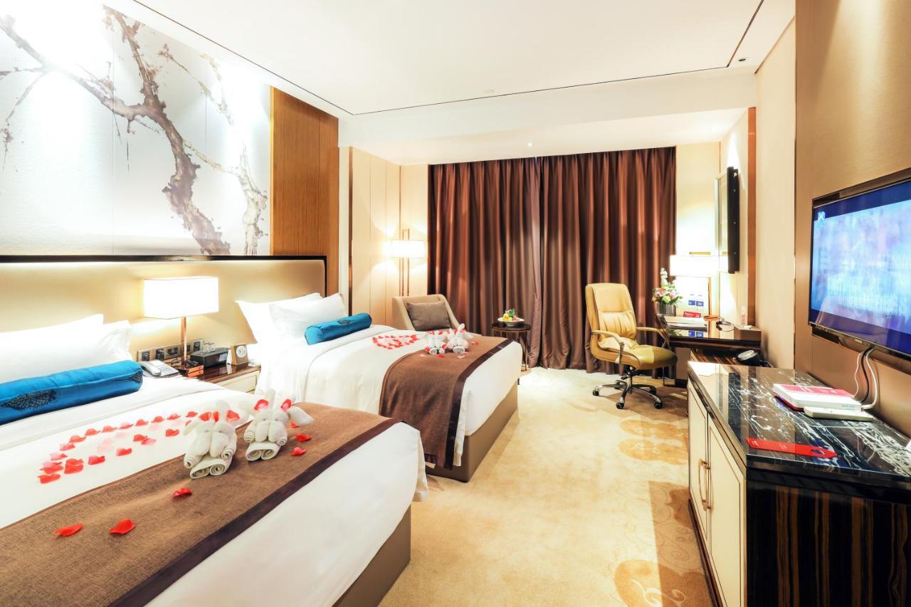 Argyle Grand Hotel Xingyi  Exterior photo